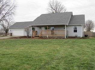 12581 E 25th St, Columbus, IN 47203