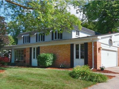 2203 Kristin Dr, Troy, MI, 48084