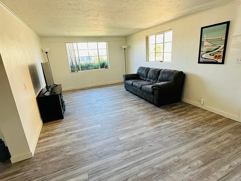 3010 E Copper St — Photo 14