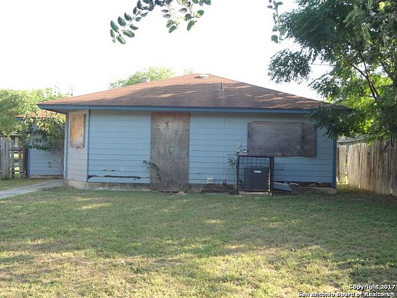 4th image of 6211 Brownleaf St