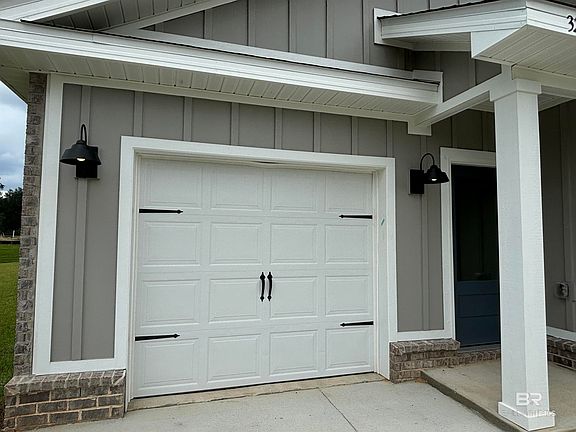 4th image of 32256 Lexington Dr