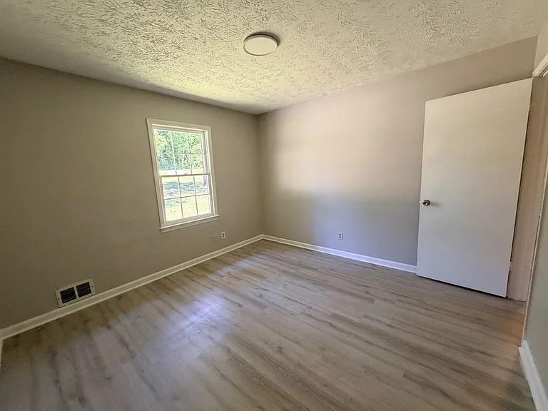 2079 McDaniels Bridge Rd SW — Photo 27