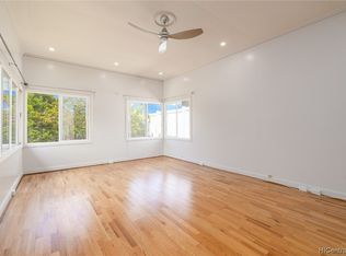 2664 E Manoa Rd, Honolulu, HI 96822