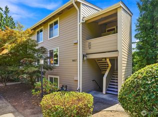 19857 25th Ave NE APT 201, Shoreline, WA 98155