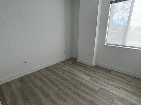 5th image of 50 NW 29th St #101