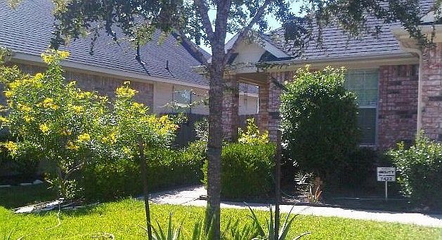 1st image of 7422 Cove Royale Ln