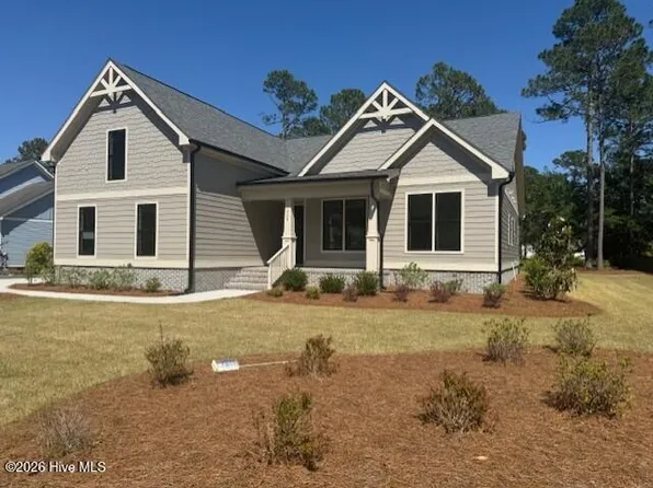 668 Breezewood Drive SE, Bolivia, NC 28422