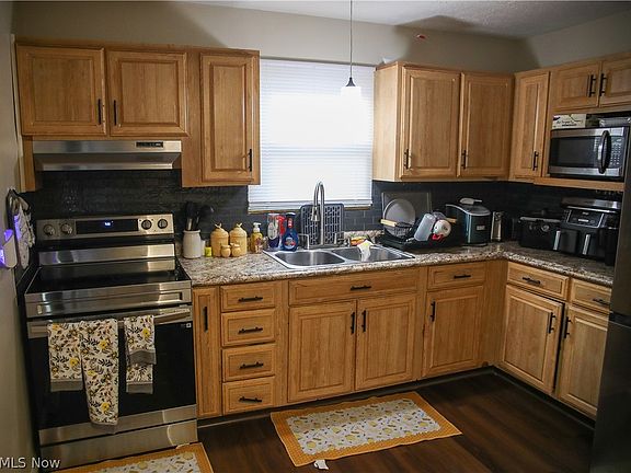 5th image of 1258 Vane Ave