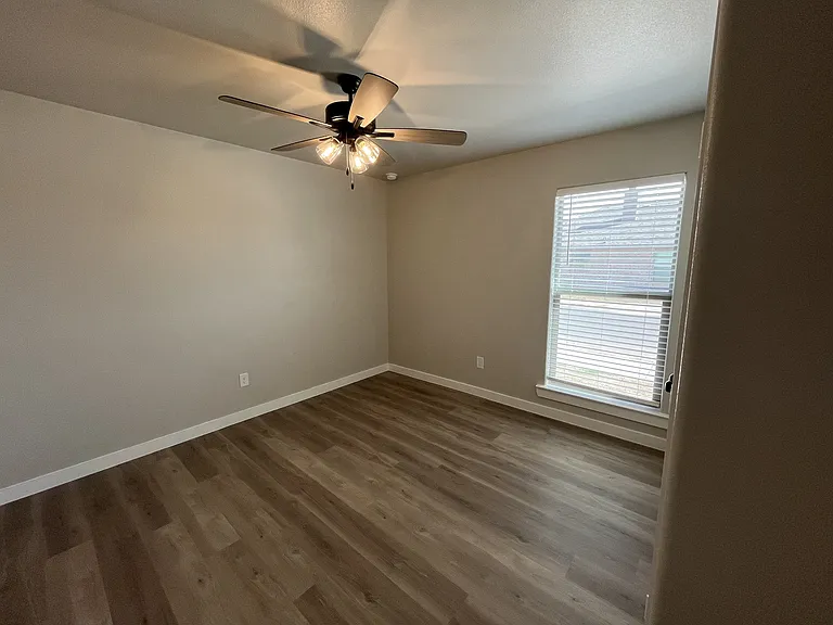 3611 Urbana Pl — Photo 21