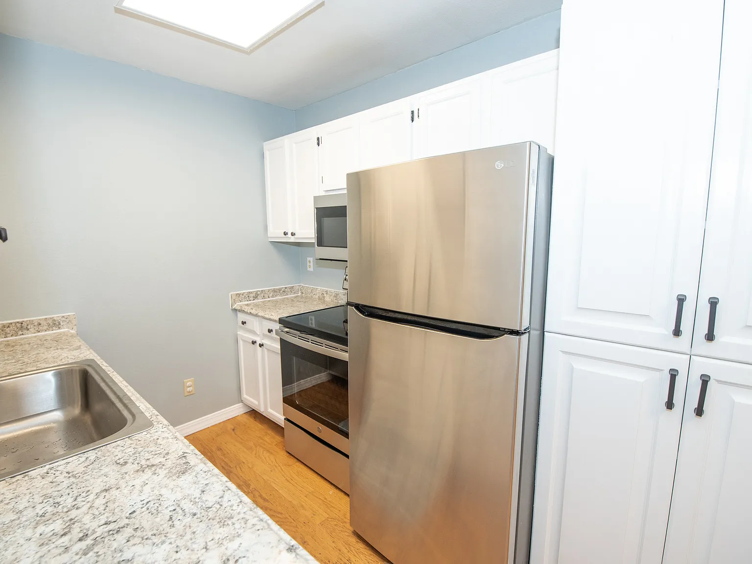 3 bed, 1095 sqft, $825 — Photo 4