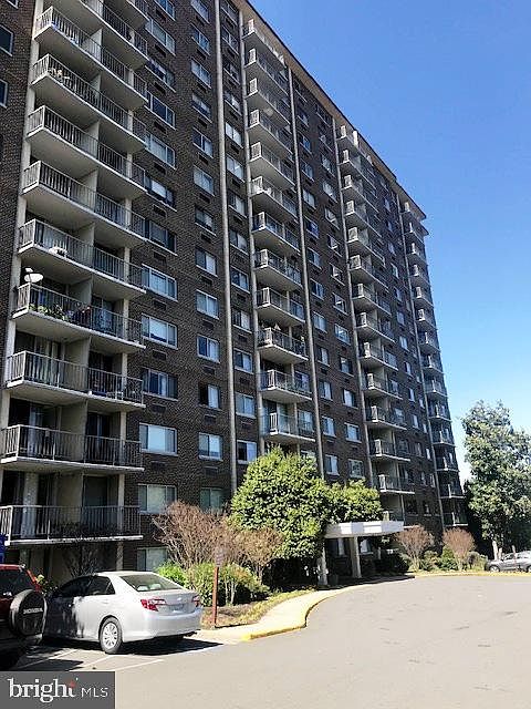 1st image of 2059 Huntington Ave APT 515