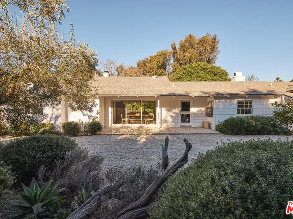 6715 Fernhill Dr, Malibu, CA 90265