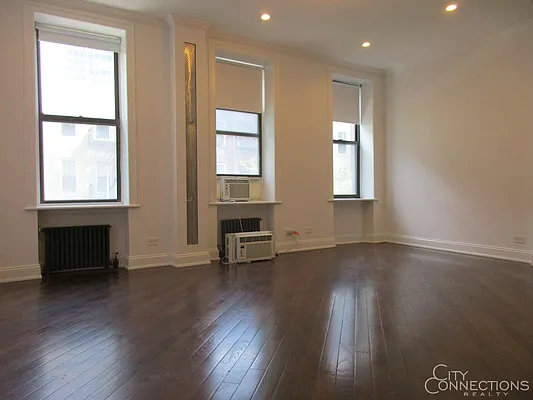 Rented by City Connections Realty | media 27