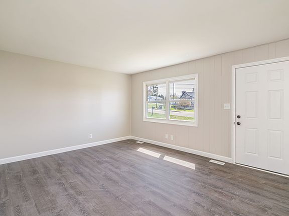 4th image of 4412 High School Rd #2