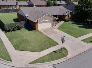 3129 Greenwood Ct, Norman, OK 73072