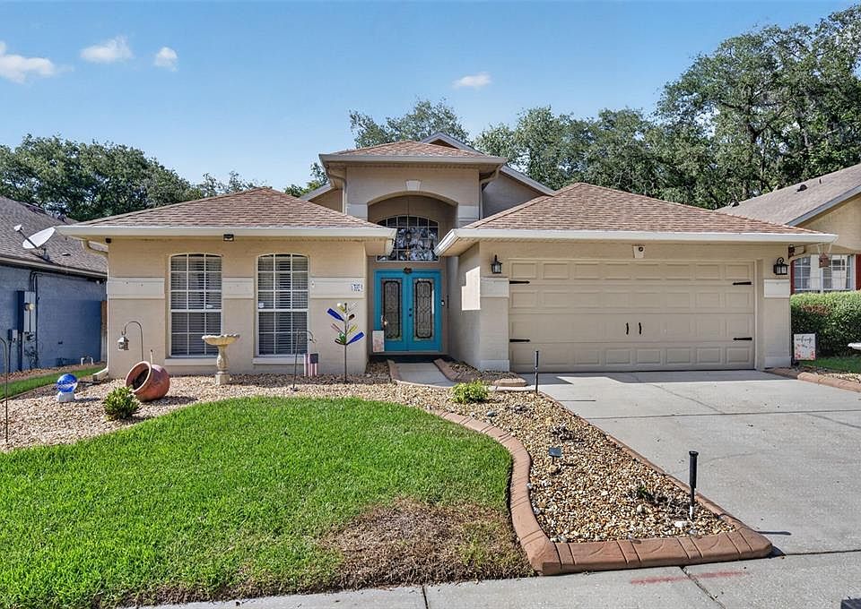 1st image of 160 EASTON CIRCLE