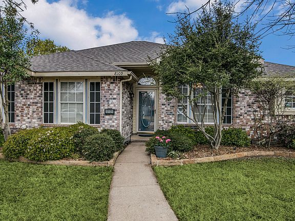 3rd image of 8109 Lake Bend Dr
