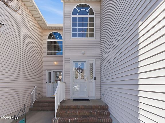 2nd image of 33 Coastal Drive