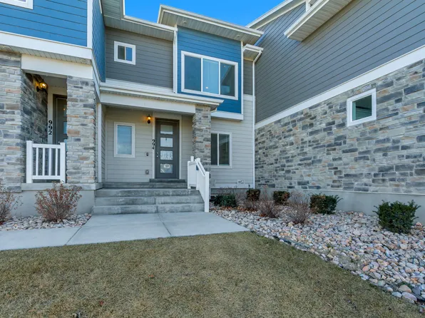 994 W Sapphire Peak Dr #200, Riverton, UT 84065