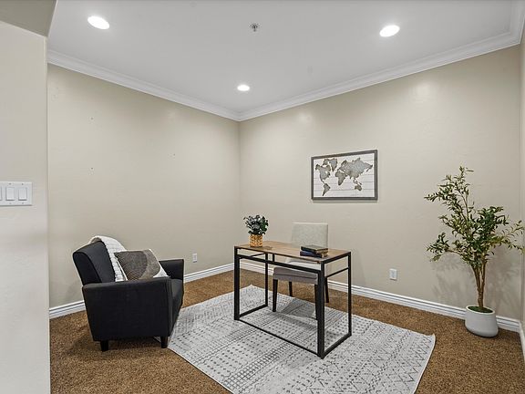 3rd image of 19694 S Elkhorn Cir