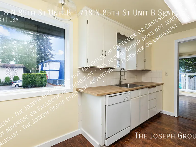 718 N 85th St #B — Photo 11
