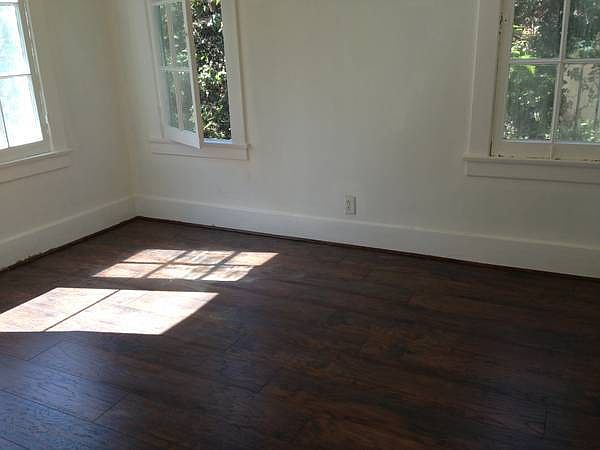 1st image of 1018 N Kingsley Dr