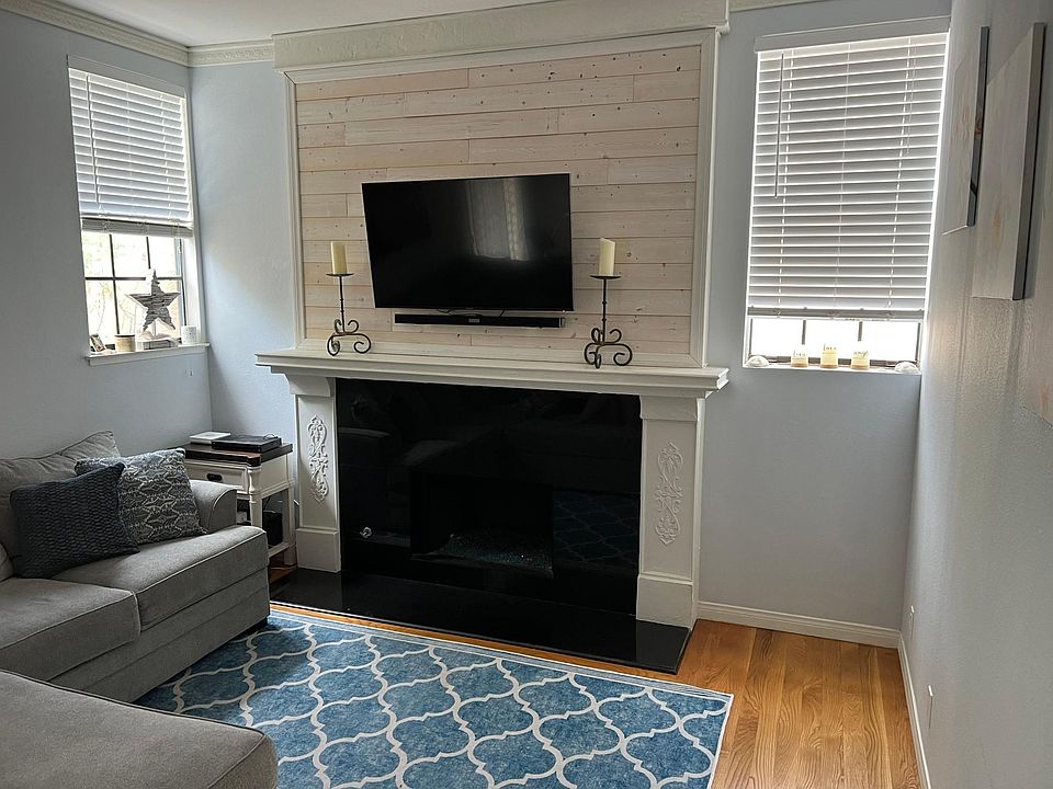 Main Floor Living Room