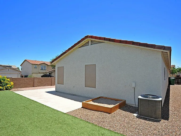 7740 W Oak Stream Rd — Photo 17