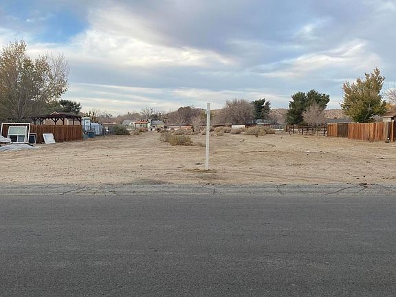 3rd image of Jubilee Trail Ave