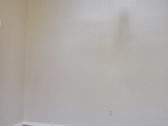 3rd image of 1514 Clydette Blvd
