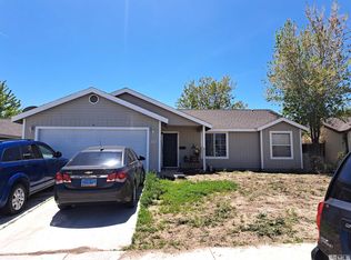 727 Shadow Ln, Fernley, NV 89408