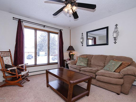 3rd image of 400 7th St SE
