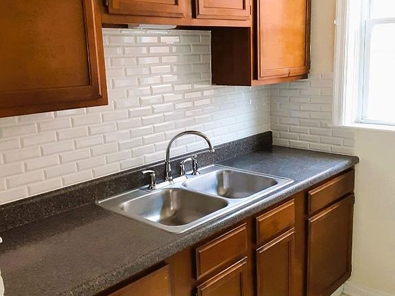 4th image of 4962 Fyler Ave #1F