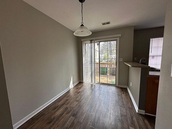 4th image of 6354 Windsor Gate Ln
