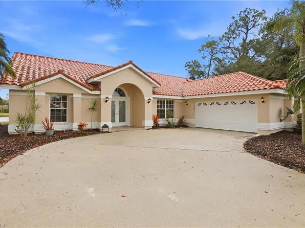 28820 Trenton CT, BONITA SPRINGS, FL 34134