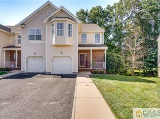 9 E Burgess Dr, Piscataway, NJ 08854