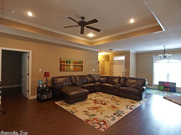 3rd image of 1605 Katrina Dr