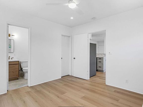 5th image of 3226 Colorado Ave APT B