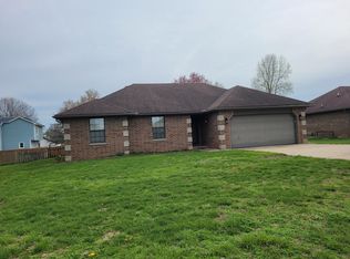 4182 E Blaine St, Springfield, MO 65802