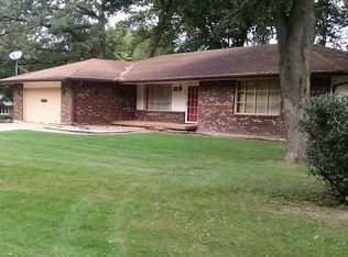 5312 Yellowstone Dr, Rockford, IL 61109