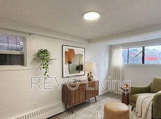 60 Triller Ave #1, Toronto, ON