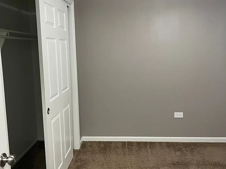 Greentree Apartments - Beautiful Remodeled Aprtments — Photo 5