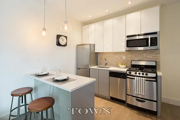 Rented by Town Residential | media 11