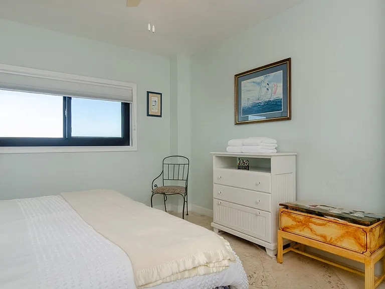 2400 N Lumina Ave #2 — Photo 27