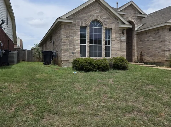 608 Prairie Gulch Dr, Fort Worth, TX 76140