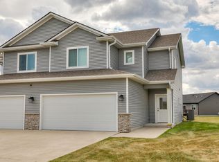 840 Kinney Cir NE, Bondurant, IA 50035