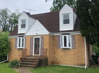 117 S Northwest Hwy, Palatine, IL 60074