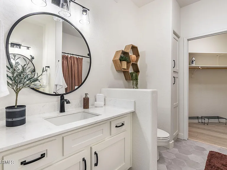 16801 N 94th St #2015 — Photo 11