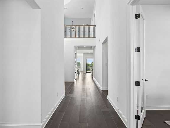 4th image of 1212 Heritage West Ct