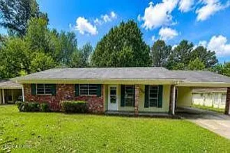 2229 Scanlon Dr — Photo 1